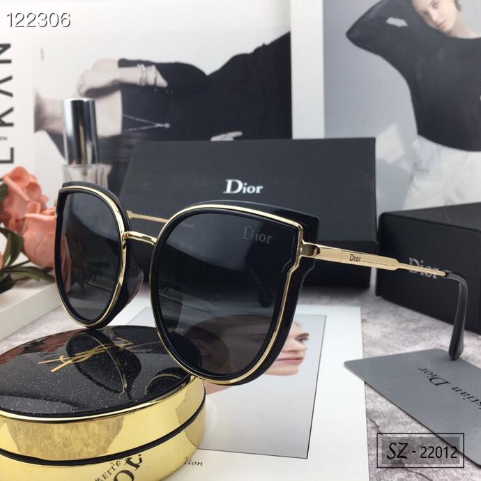 DIOR-迪奧 2019新款 太陽鏡 減輕強光負擔 遮擋有害光線防輻射 出行旅遊必備品 22012  lly1083